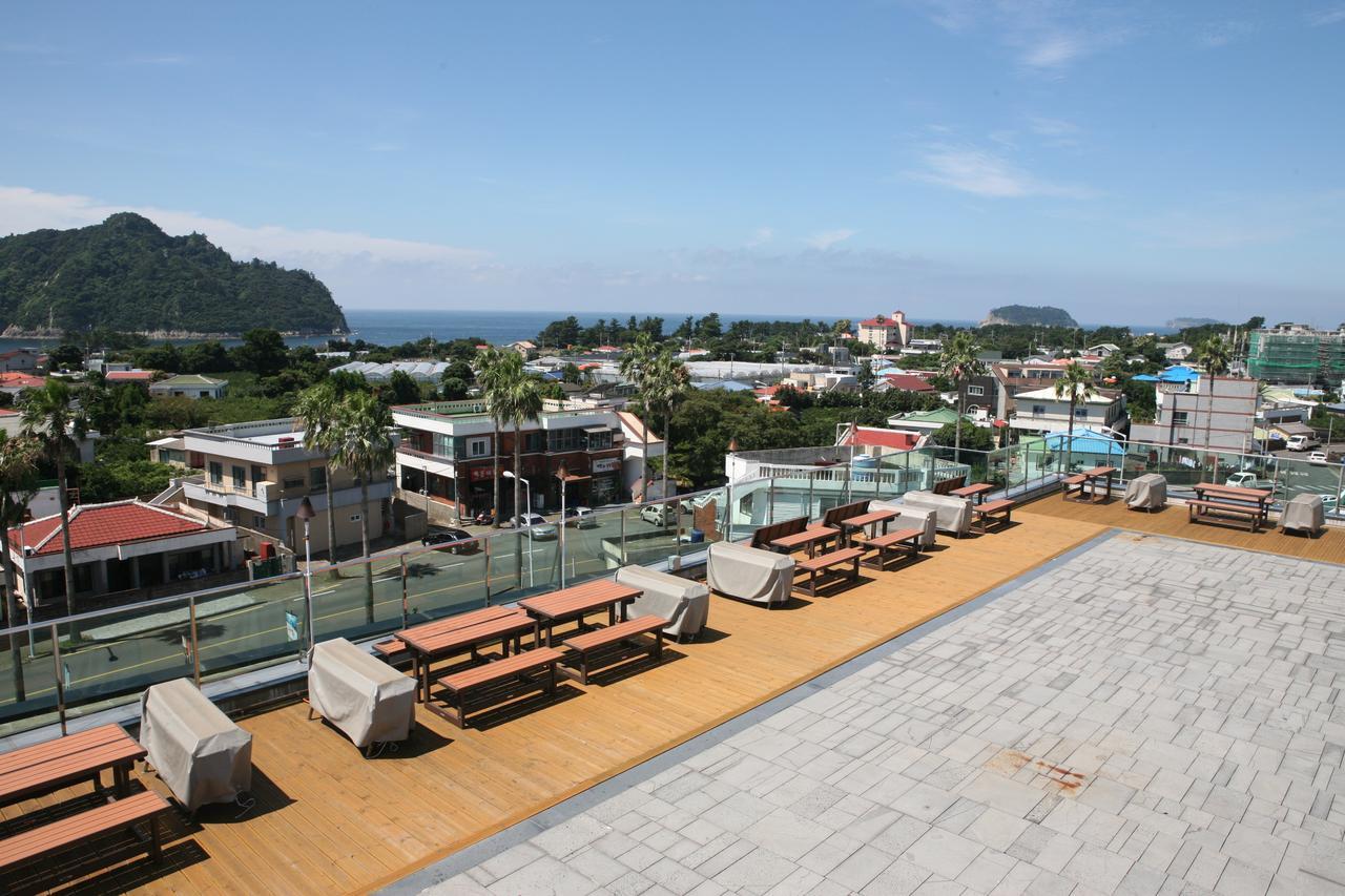 Отель The Blue Jeju Согвипхо Экстерьер фото